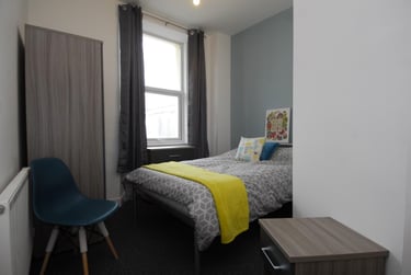 4 bed flat, Radnor Street, City Centre, Plymouth, PL48DR - Image 4